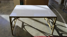 C-564 Cocktail Table